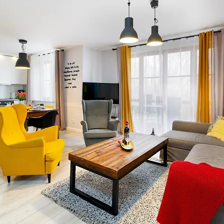 Wonder - Gorskie Z Kominkami Na Kameralnym Osiedlu - Plac Zabaw Na Terenie Kompleksu Daire Karpacz