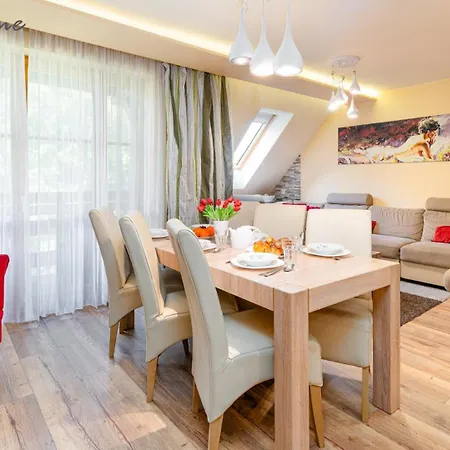 Wonder - Gorskie Z Kominkami Na Kameralnym Osiedlu - Plac Zabaw Na Terenie Kompleksu * Karpacz