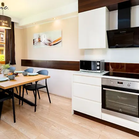 Wonder - Górskie Z Kominkami Na Kameralnym Osiedlu - Plac Zabaw Na Terenie Kompleksu Apartamento